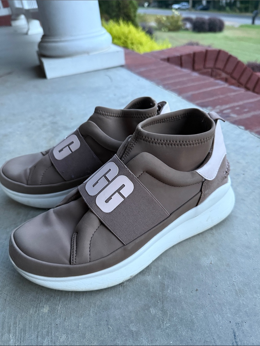 UGG Kids Slip-On Sneakers in Taupe and Cream with GG Strap